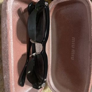 Miu miu cat eye black sunglasses